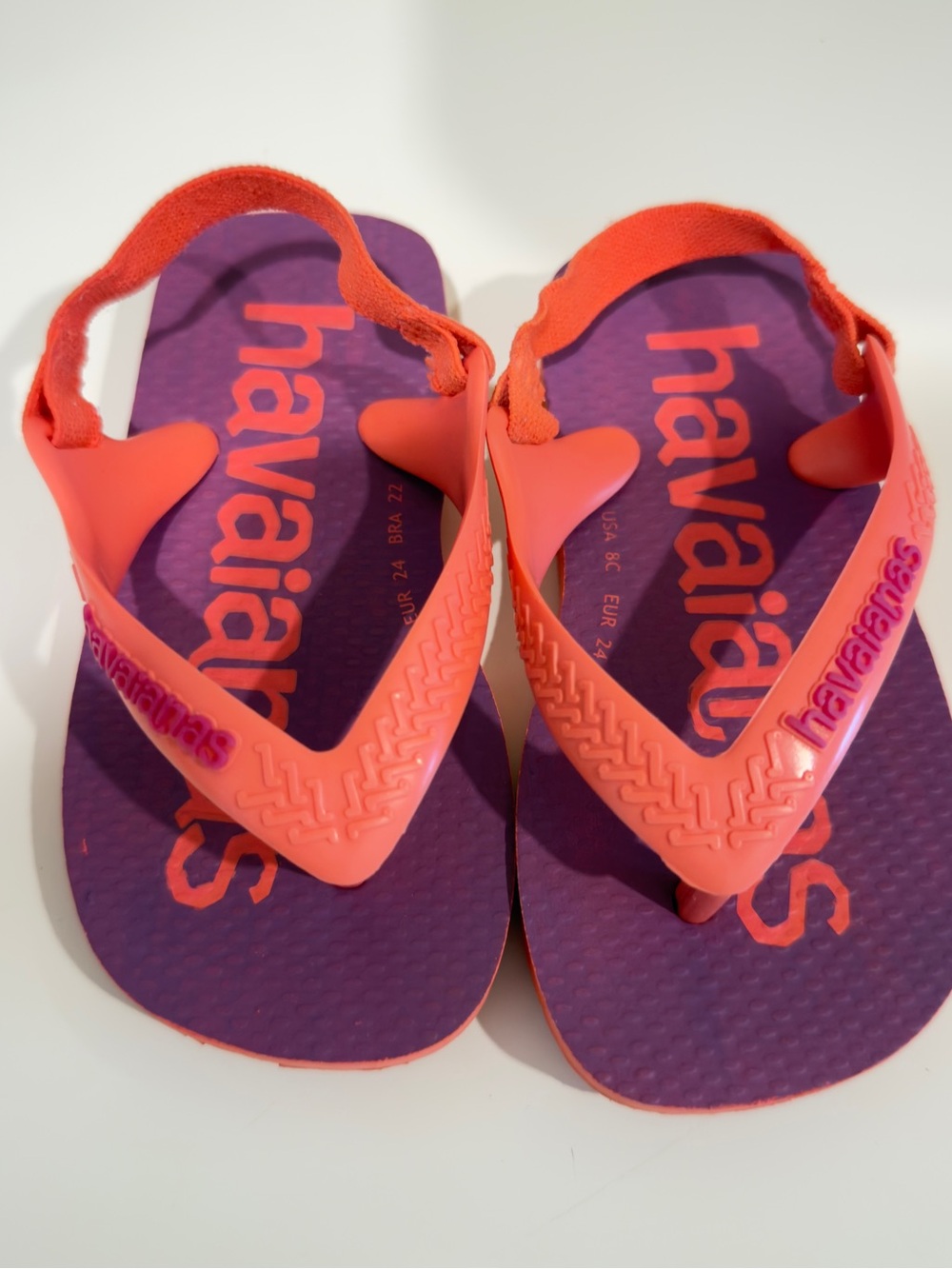 Havaianas Kids Flip Flops in Purple and Coral